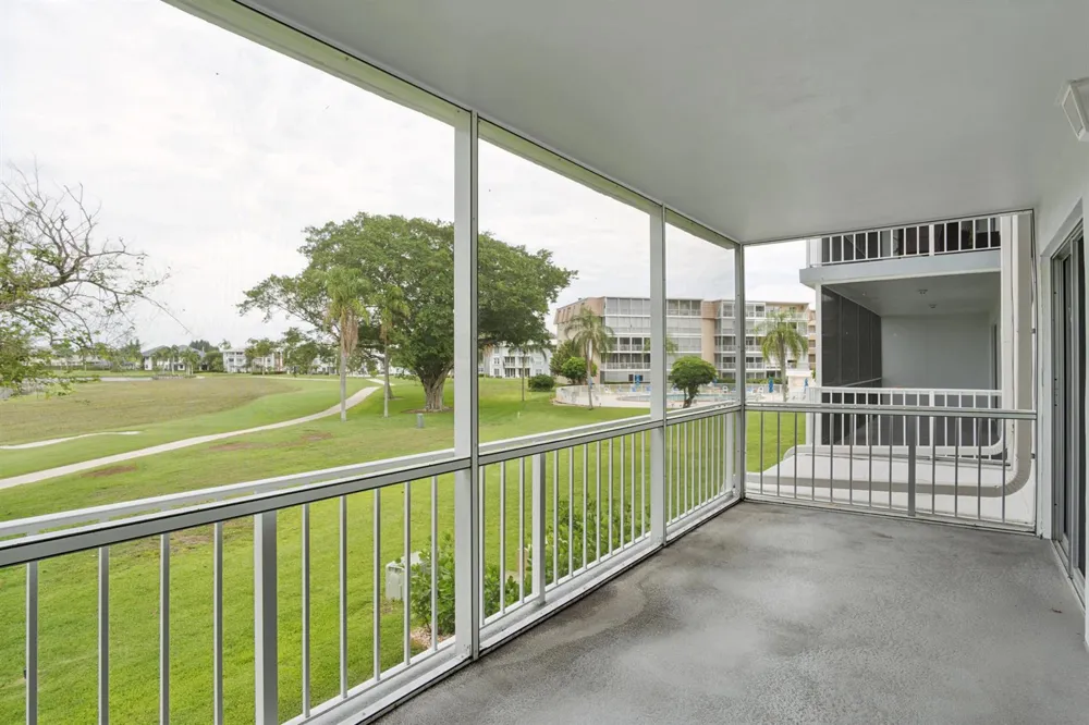 250 John F Kennedy Drive #202 Atlantis, FL 33462