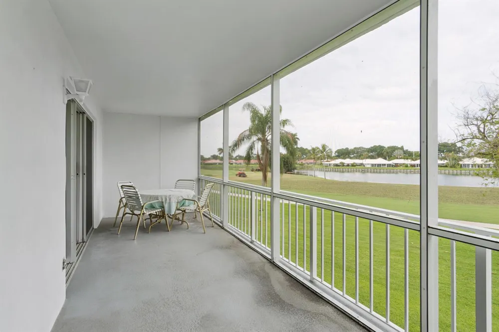 250 John F Kennedy Drive #202 Atlantis, FL 33462