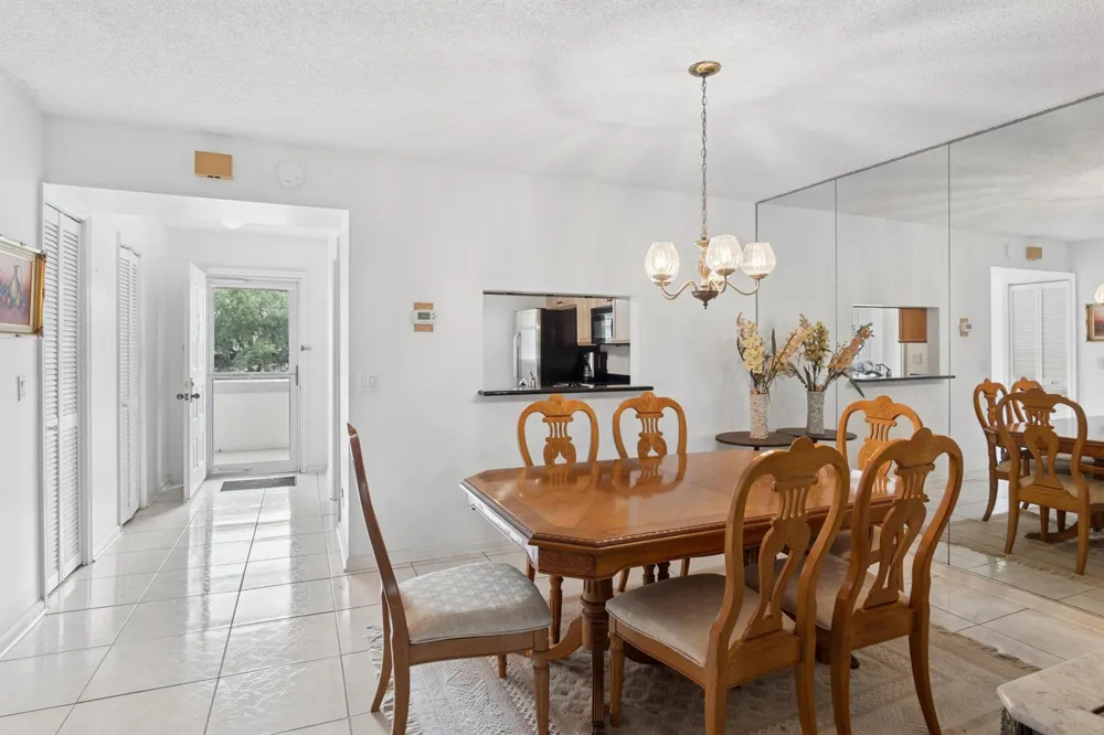 250 John F Kennedy Drive #202 Atlantis, FL 33462