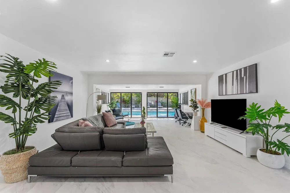 3000 NE 21st Terrace Fort Lauderdale, FL 33306