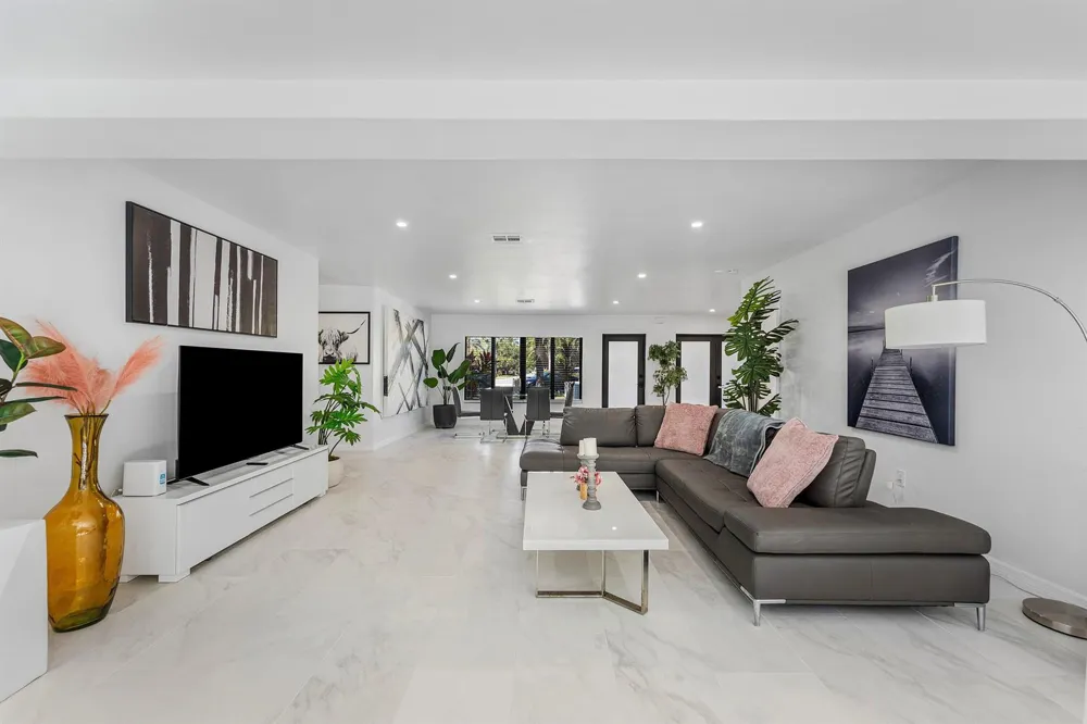 3000 NE 21st Terrace Fort Lauderdale, FL 33306