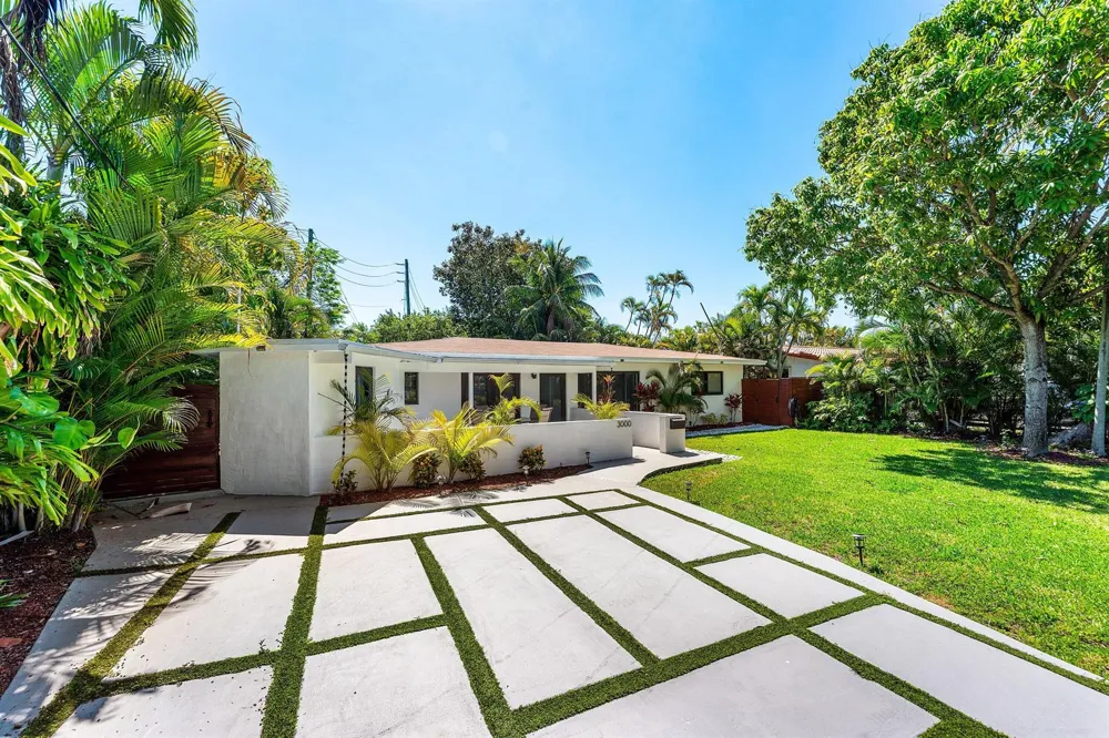3000 NE 21st Terrace Fort Lauderdale, FL 33306