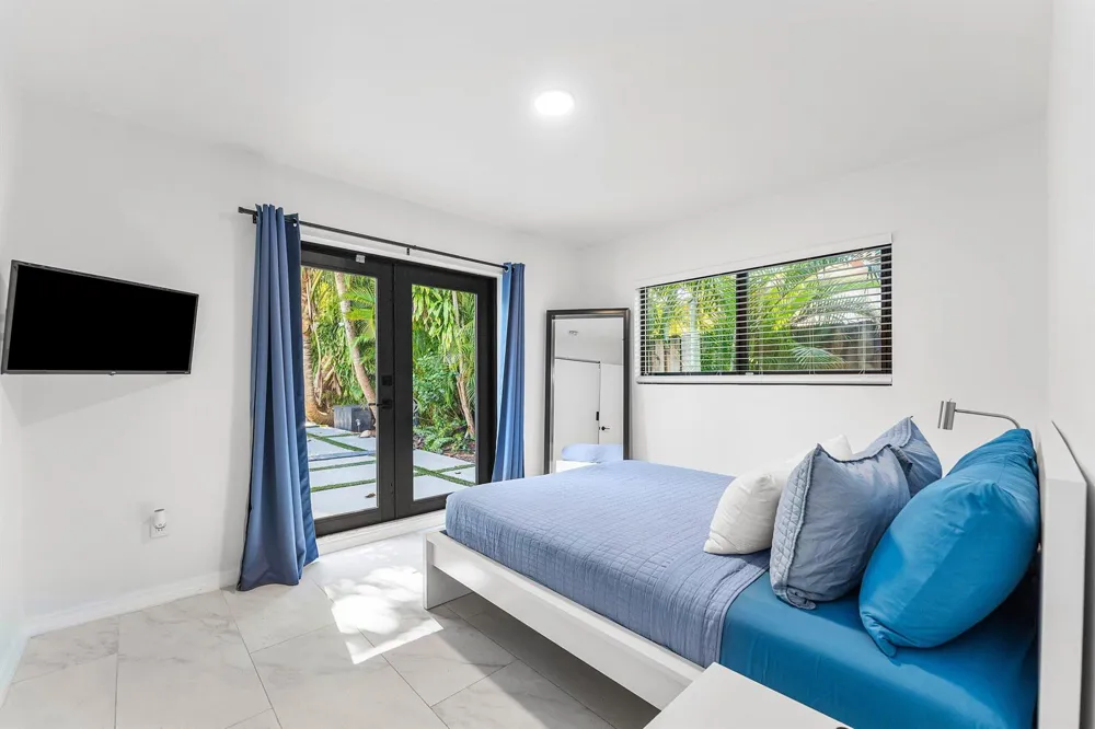 3000 NE 21st Terrace Fort Lauderdale, FL 33306