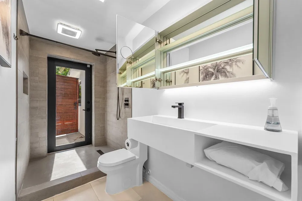 3000 NE 21st Terrace Fort Lauderdale, FL 33306