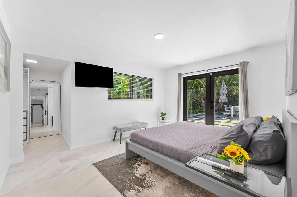 3000 NE 21st Terrace Fort Lauderdale, FL 33306