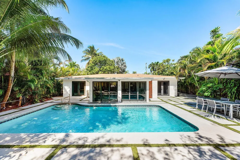 3000 NE 21st Terrace Fort Lauderdale, FL 33306