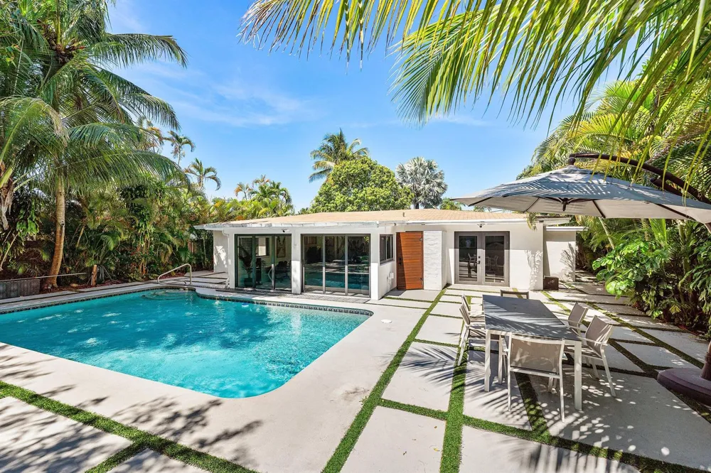 3000 NE 21st Terrace Fort Lauderdale, FL 33306