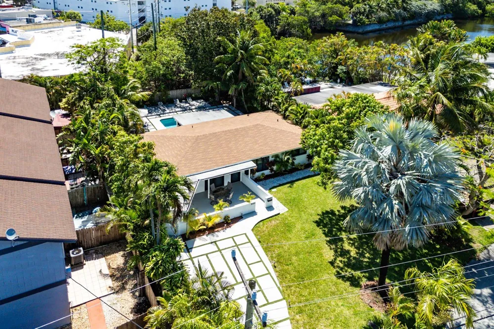 3000 NE 21st Terrace Fort Lauderdale, FL 33306