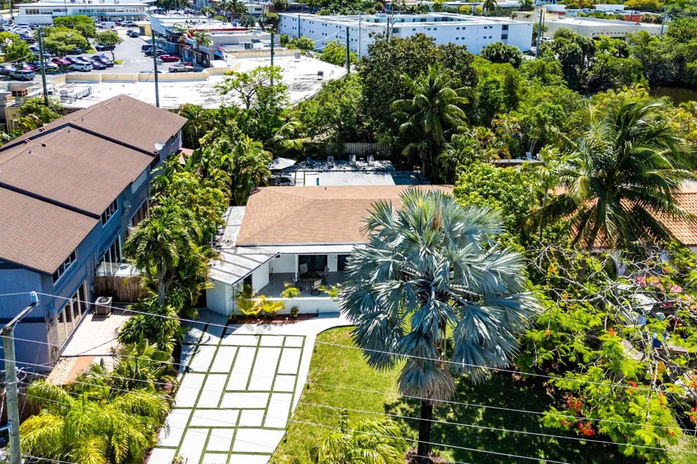 3000 NE 21st Terrace Fort Lauderdale, FL 33306