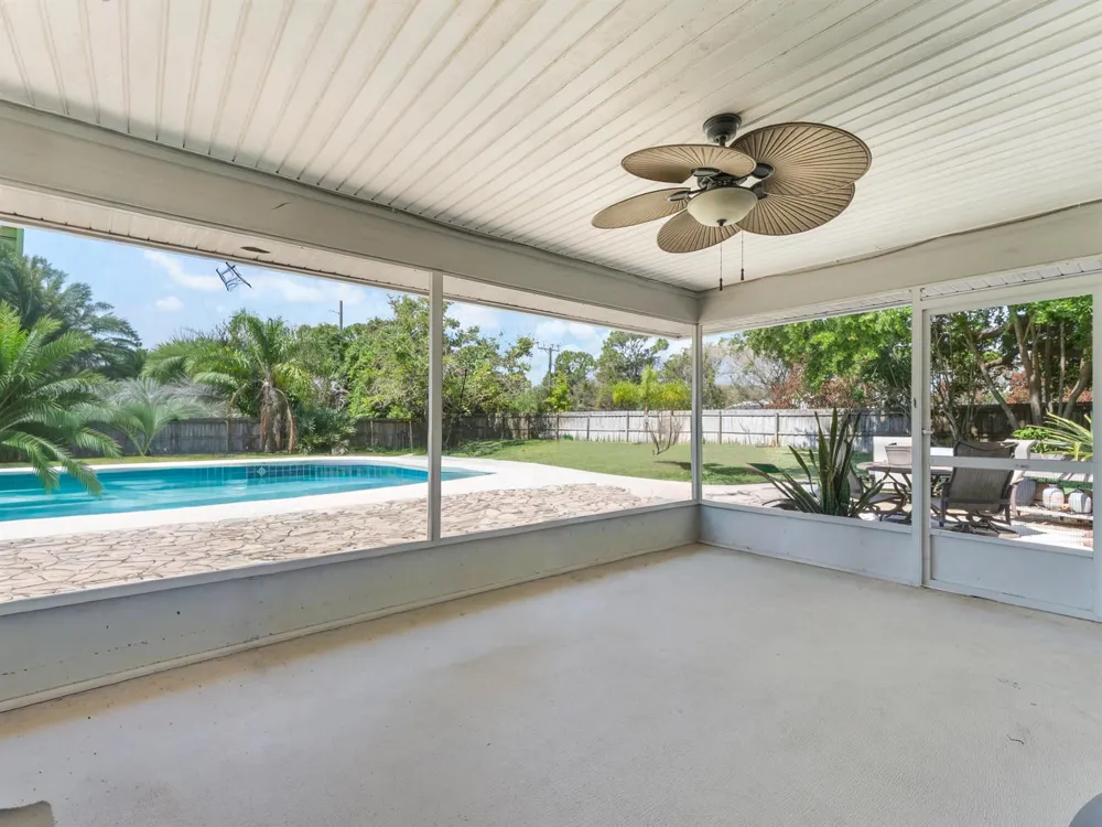 698 Fischer Drive Sebastian, FL 32958