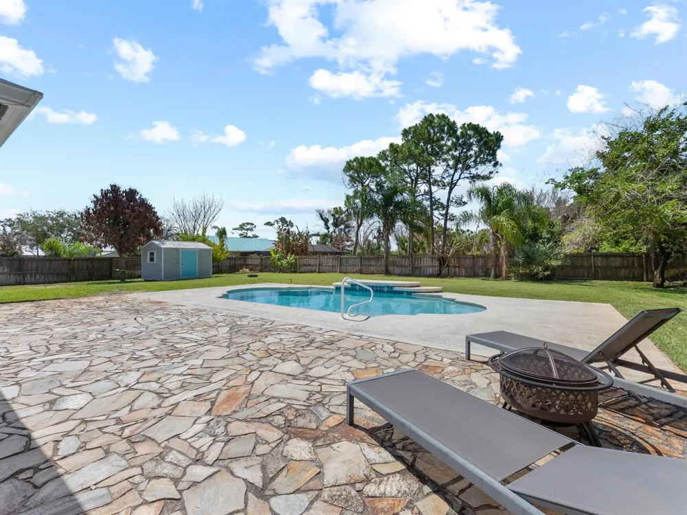 698 Fischer Drive Sebastian, FL 32958