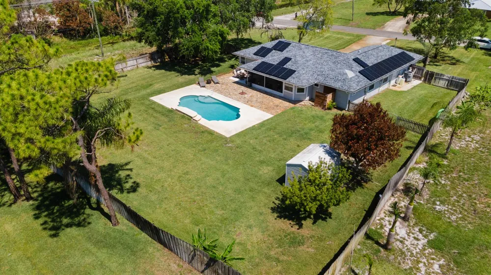 698 Fischer Drive Sebastian, FL 32958