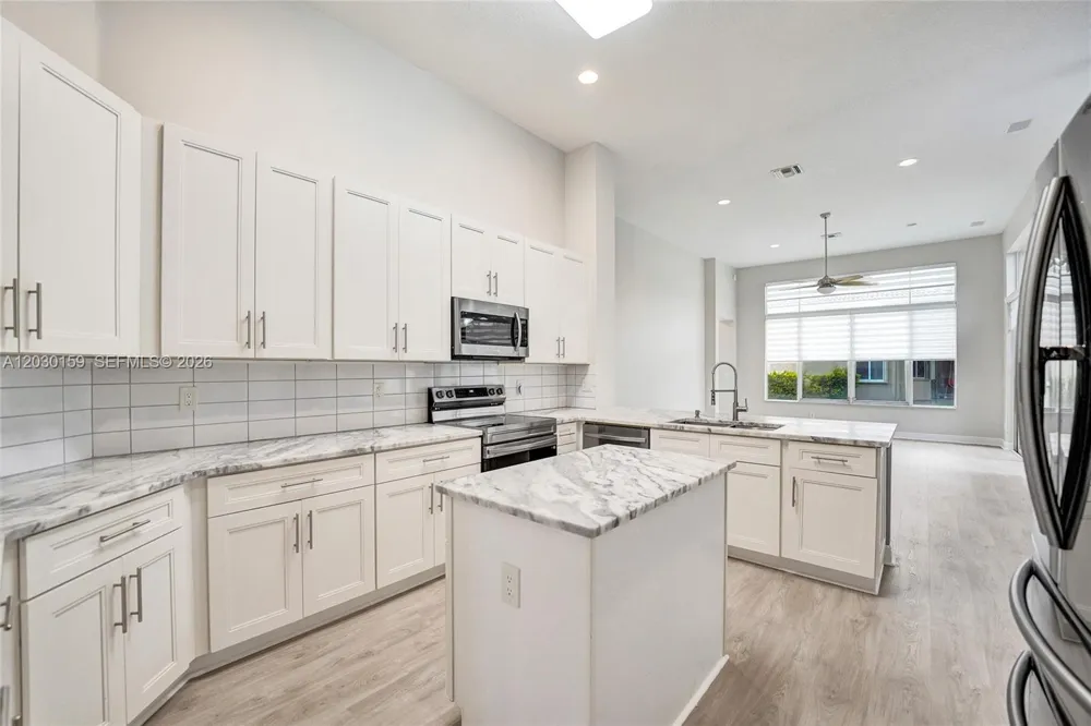 6334 SW 192nd Ave #6334 Pembroke Pines, FL 33332