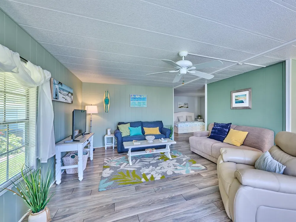 6977 SE Delegate Street Hobe Sound, FL 33455