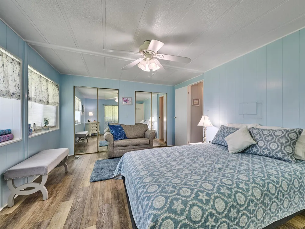 6977 SE Delegate Street Hobe Sound, FL 33455