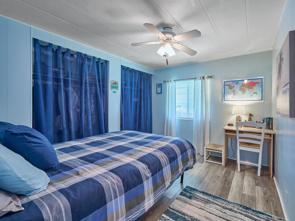 6977 SE Delegate Street Hobe Sound, FL 33455
