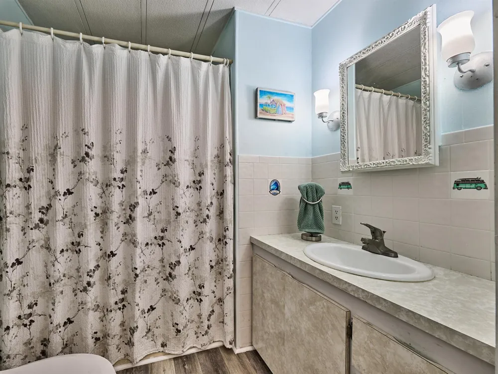 6977 SE Delegate Street Hobe Sound, FL 33455
