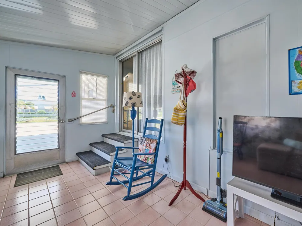 6977 SE Delegate Street Hobe Sound, FL 33455