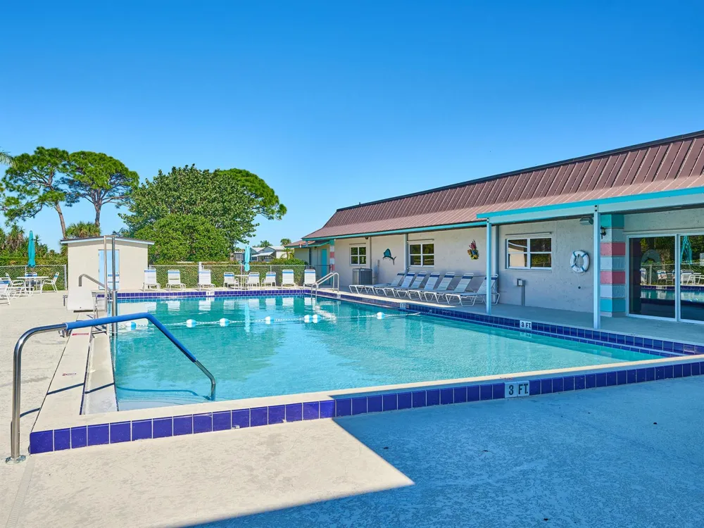 6977 SE Delegate Street Hobe Sound, FL 33455