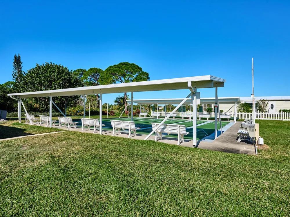 6977 SE Delegate Street Hobe Sound, FL 33455