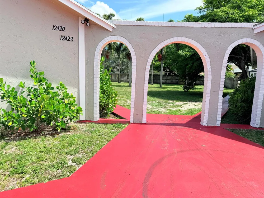 12420 Peconic Court #12424 Wellington, FL 33414