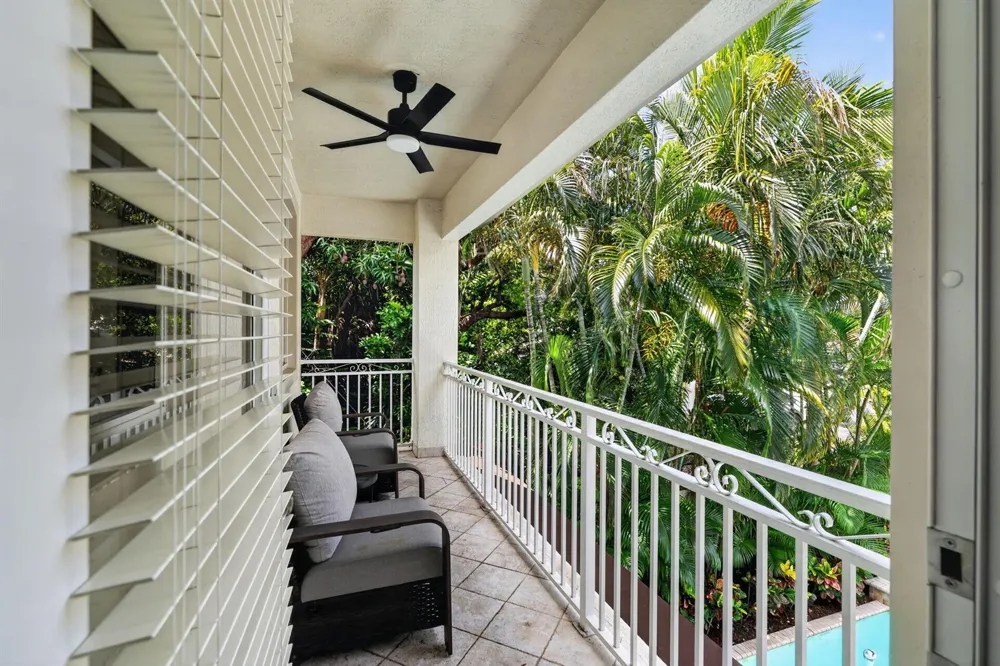 2844 NE 26th Avenue Lighthouse Point, FL 33064