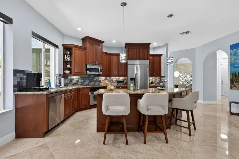 2844 NE 26th Avenue Lighthouse Point, FL 33064