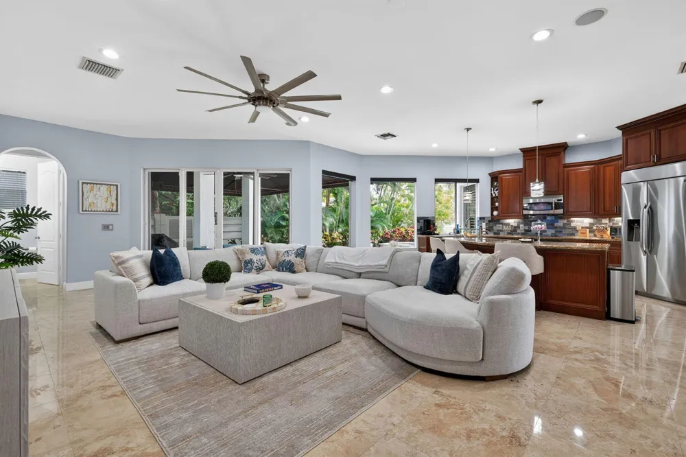 2844 NE 26th Avenue Lighthouse Point, FL 33064
