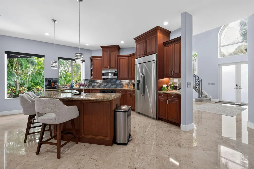 2844 NE 26th Avenue Lighthouse Point, FL 33064