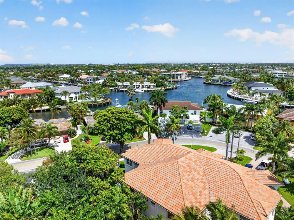 2844 NE 26th Avenue Lighthouse Point, FL 33064