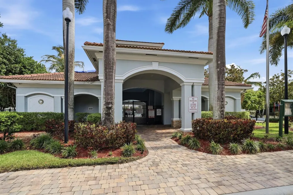 3068 Laurel Ridge Circle Riviera Beach, FL 33404