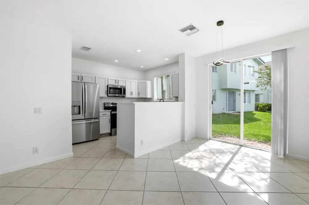3068 Laurel Ridge Circle Riviera Beach, FL 33404