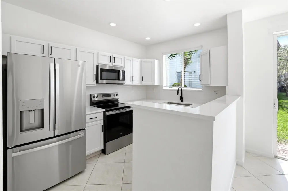 3068 Laurel Ridge Circle Riviera Beach, FL 33404