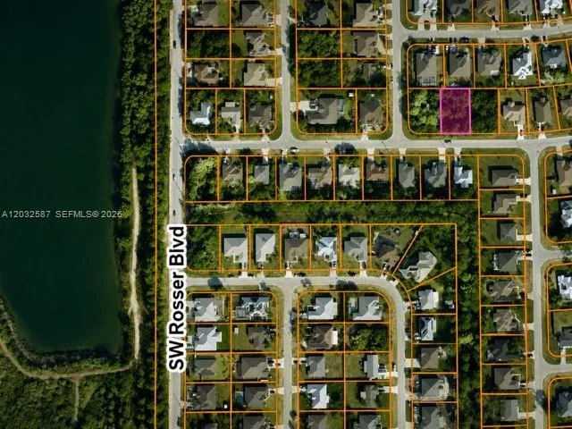 1585 SW Mullinax Ave Port St. Lucie, FL 34953