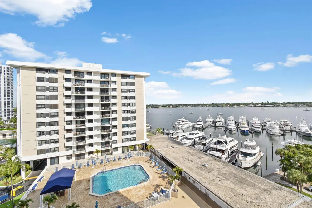 1200 Marine Way #601 North Palm Beach, FL 33408