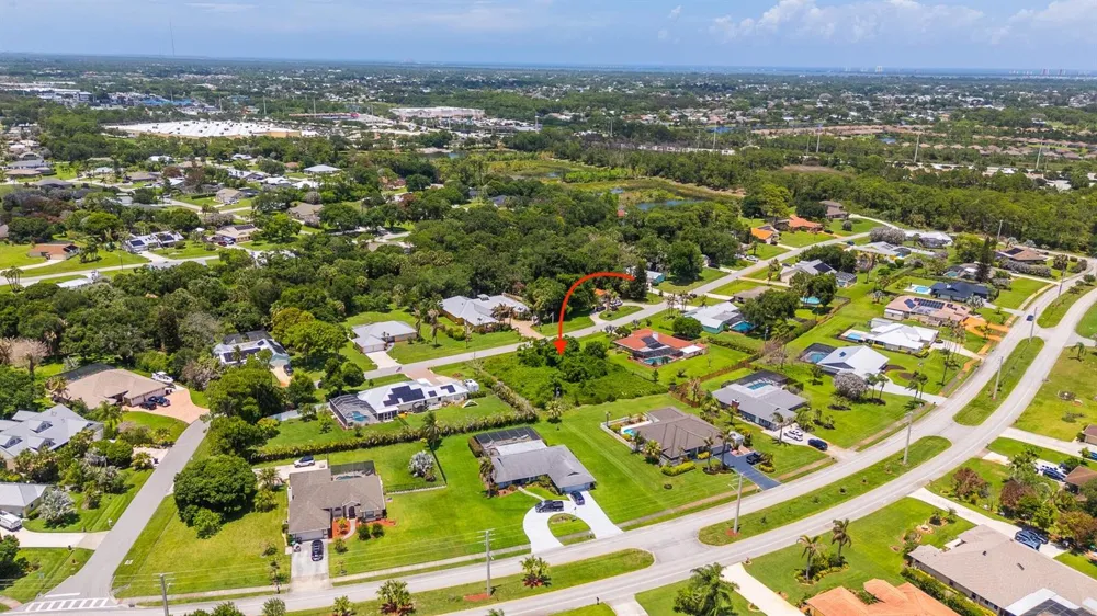 2012 SE Giffen Avenue Port St. Lucie, FL 34952
