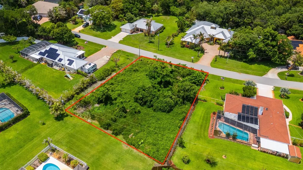 2012 SE Giffen Avenue Port St. Lucie, FL 34952