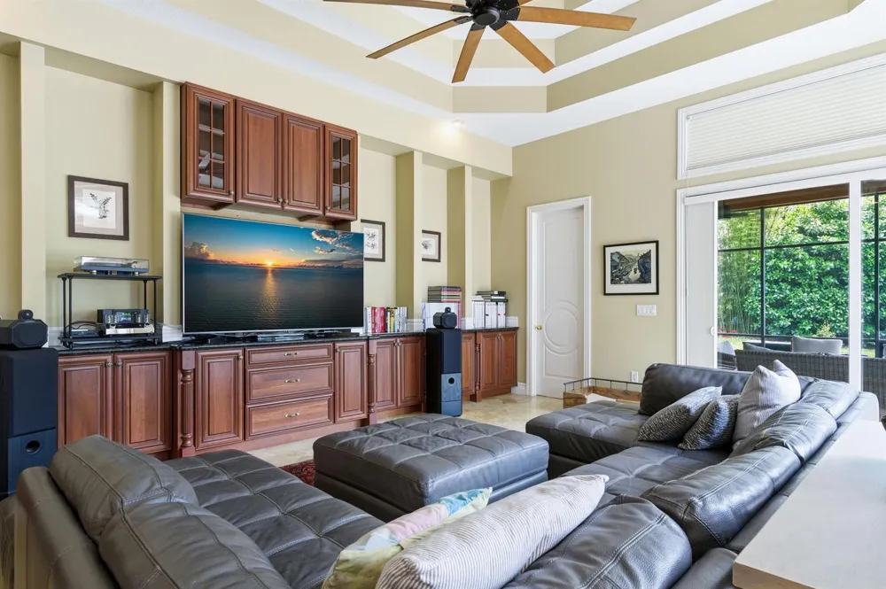 9742 SE Highborne Way Hobe Sound, FL 33455