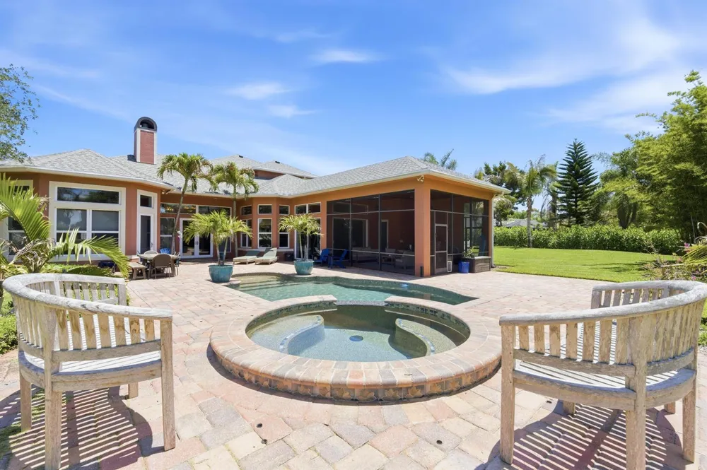 9742 SE Highborne Way Hobe Sound, FL 33455