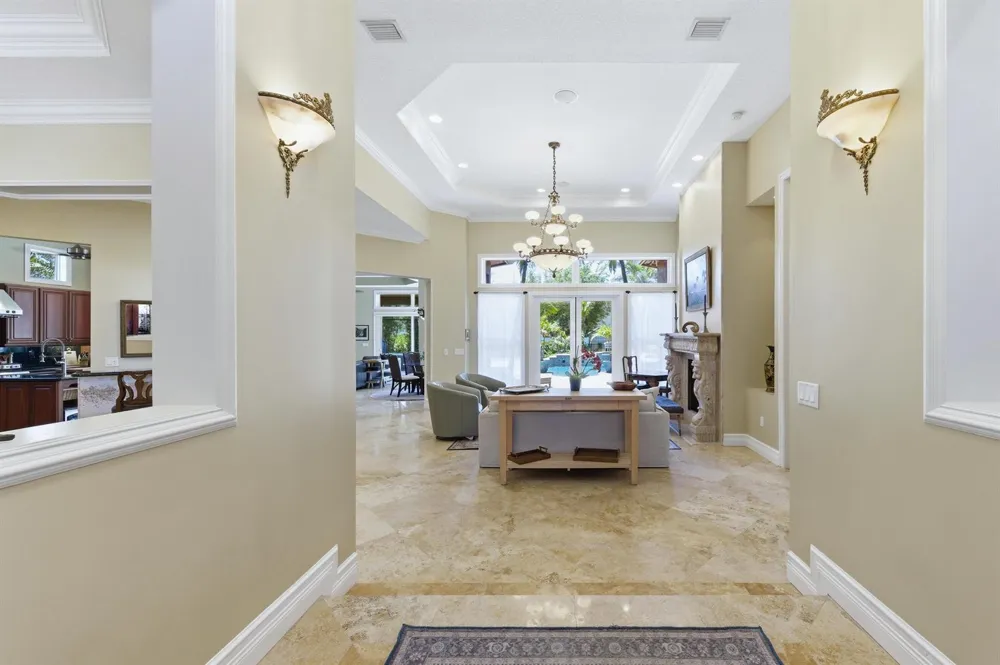 9742 SE Highborne Way Hobe Sound, FL 33455
