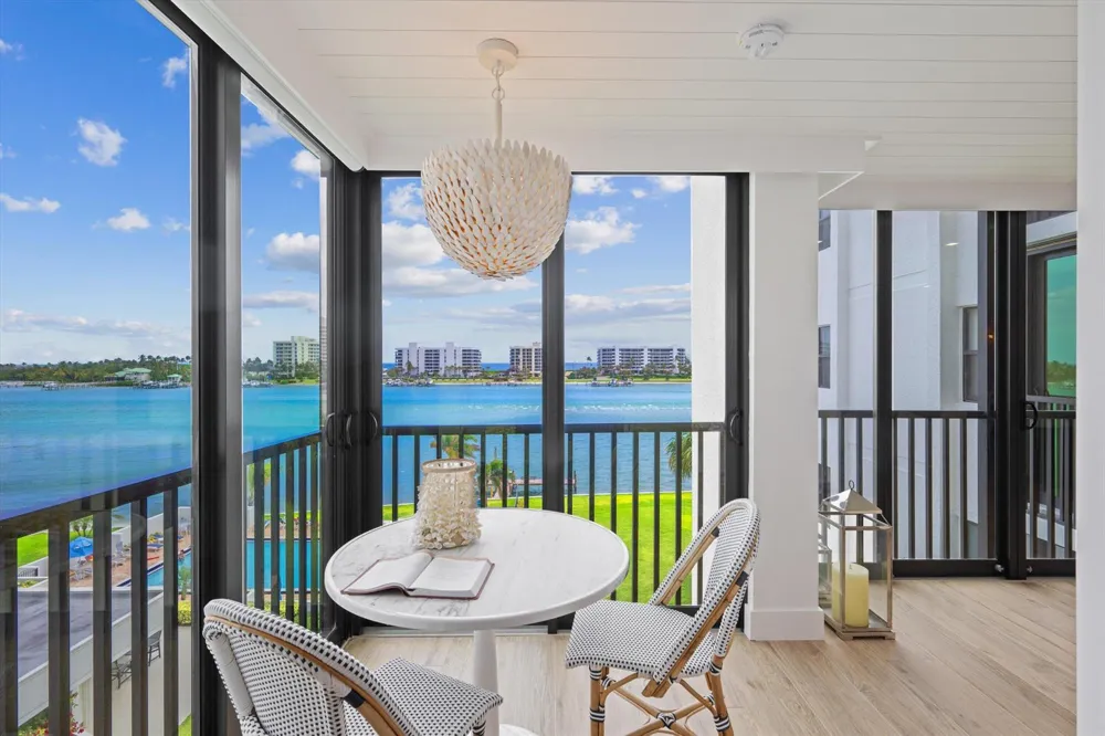 19800 S Sandpointe Bay Drive #510 Tequesta, FL 33469