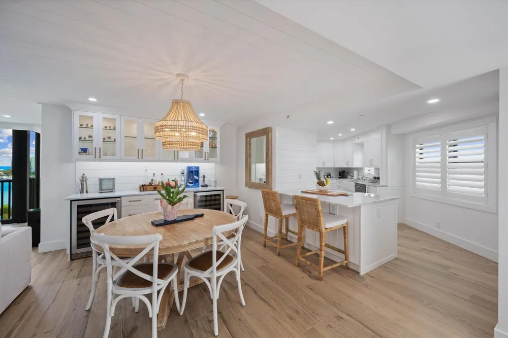 19800 S Sandpointe Bay Drive #510 Tequesta, FL 33469