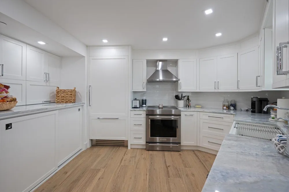 19800 S Sandpointe Bay Drive #510 Tequesta, FL 33469