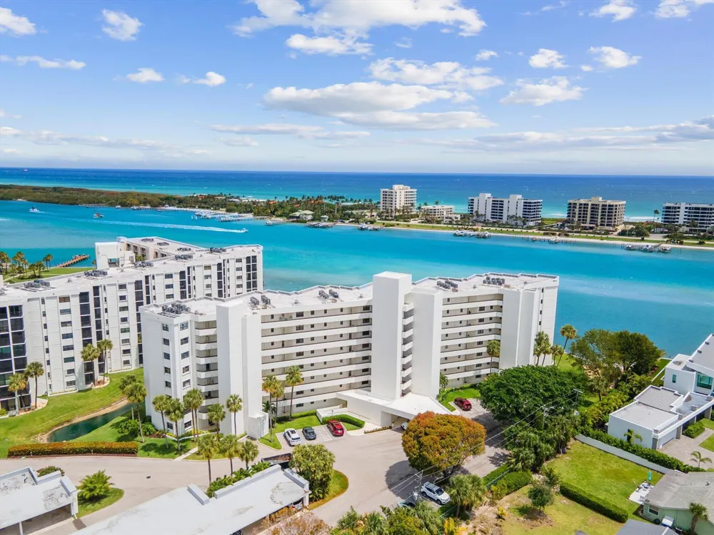 19800 S Sandpointe Bay Drive #510 Tequesta, FL 33469
