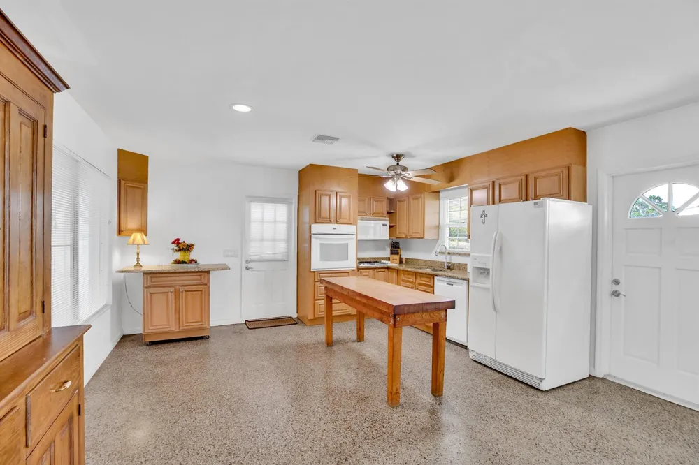1425 20th Avenue Vero Beach, FL 32960