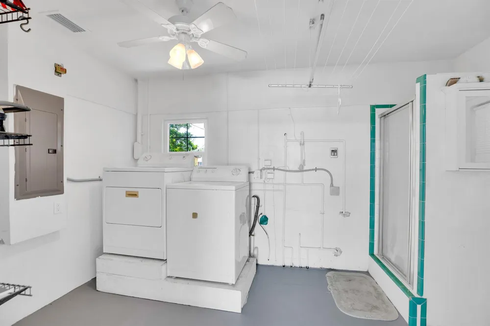 1425 20th Avenue Vero Beach, FL 32960