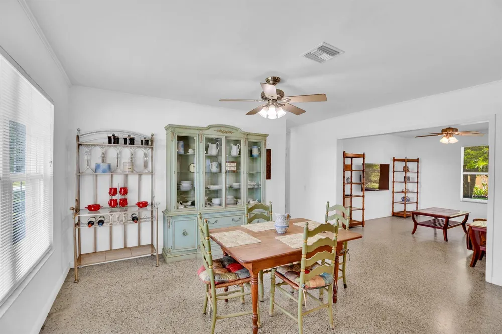 1425 20th Avenue Vero Beach, FL 32960