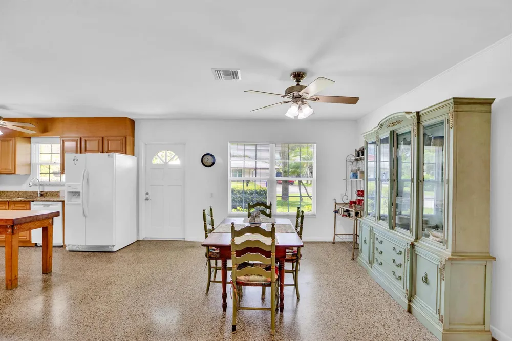 1425 20th Avenue Vero Beach, FL 32960