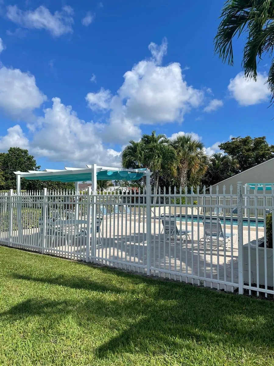 12726 Spinnaker Lane Wellington, FL 33414
