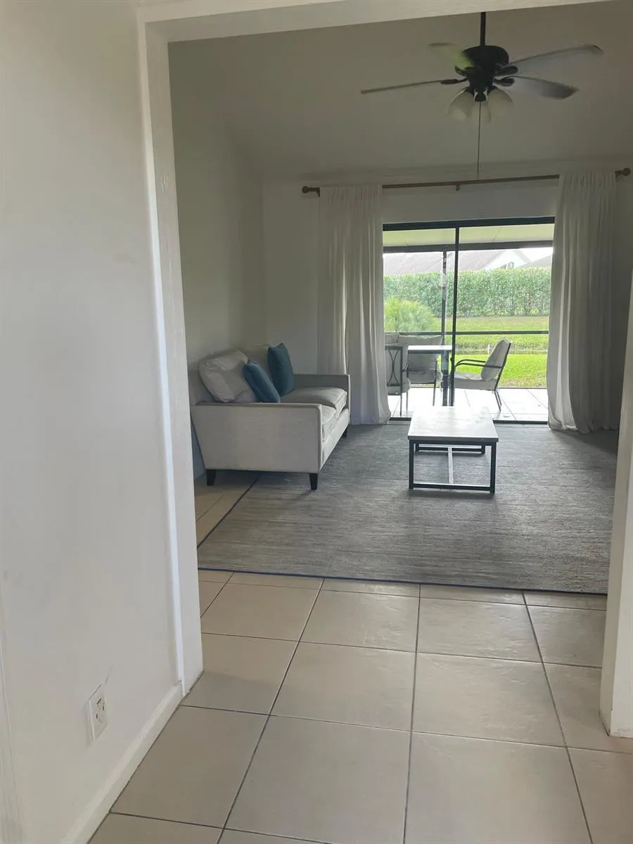12726 Spinnaker Lane Wellington, FL 33414